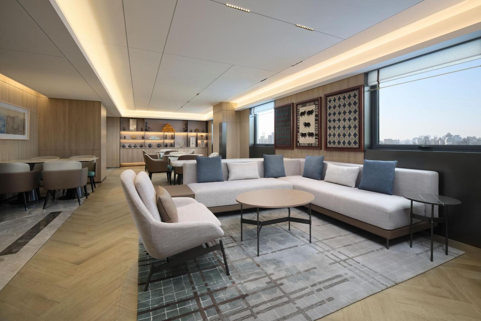 Courtyard By Marriott Shanghai Xujiahui Exterior photo