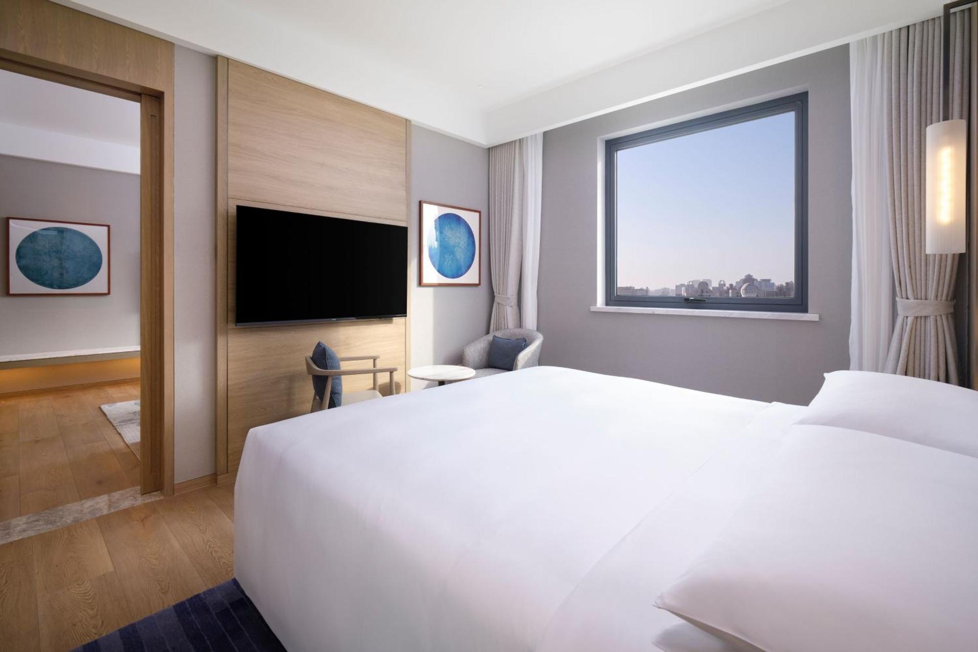 Courtyard By Marriott Shanghai Xujiahui Exterior photo