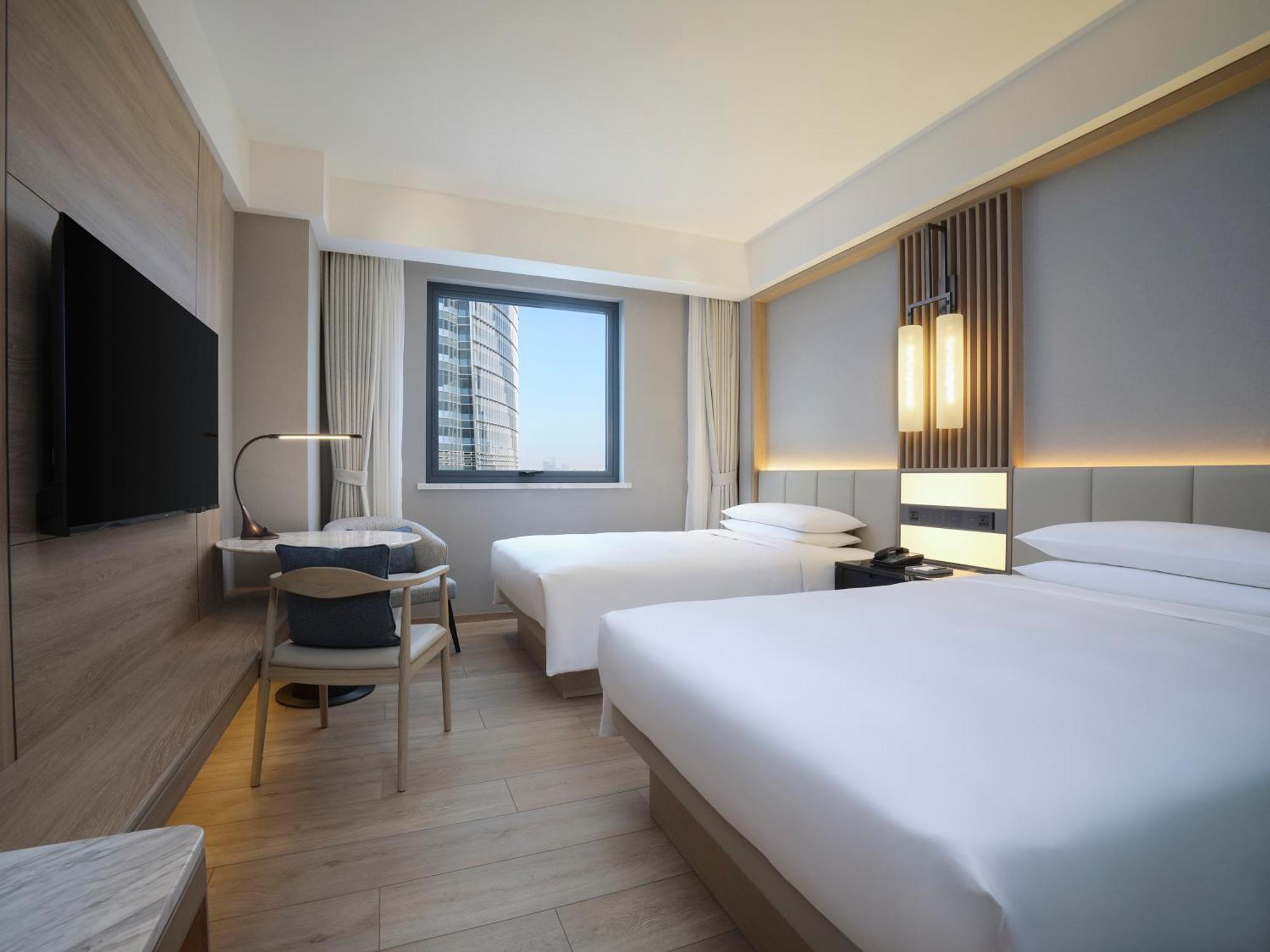 Courtyard By Marriott Shanghai Xujiahui Exterior photo