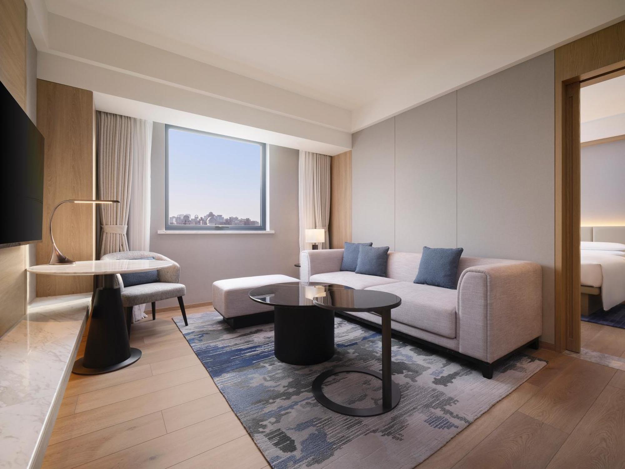 Courtyard By Marriott Shanghai Xujiahui Exterior photo