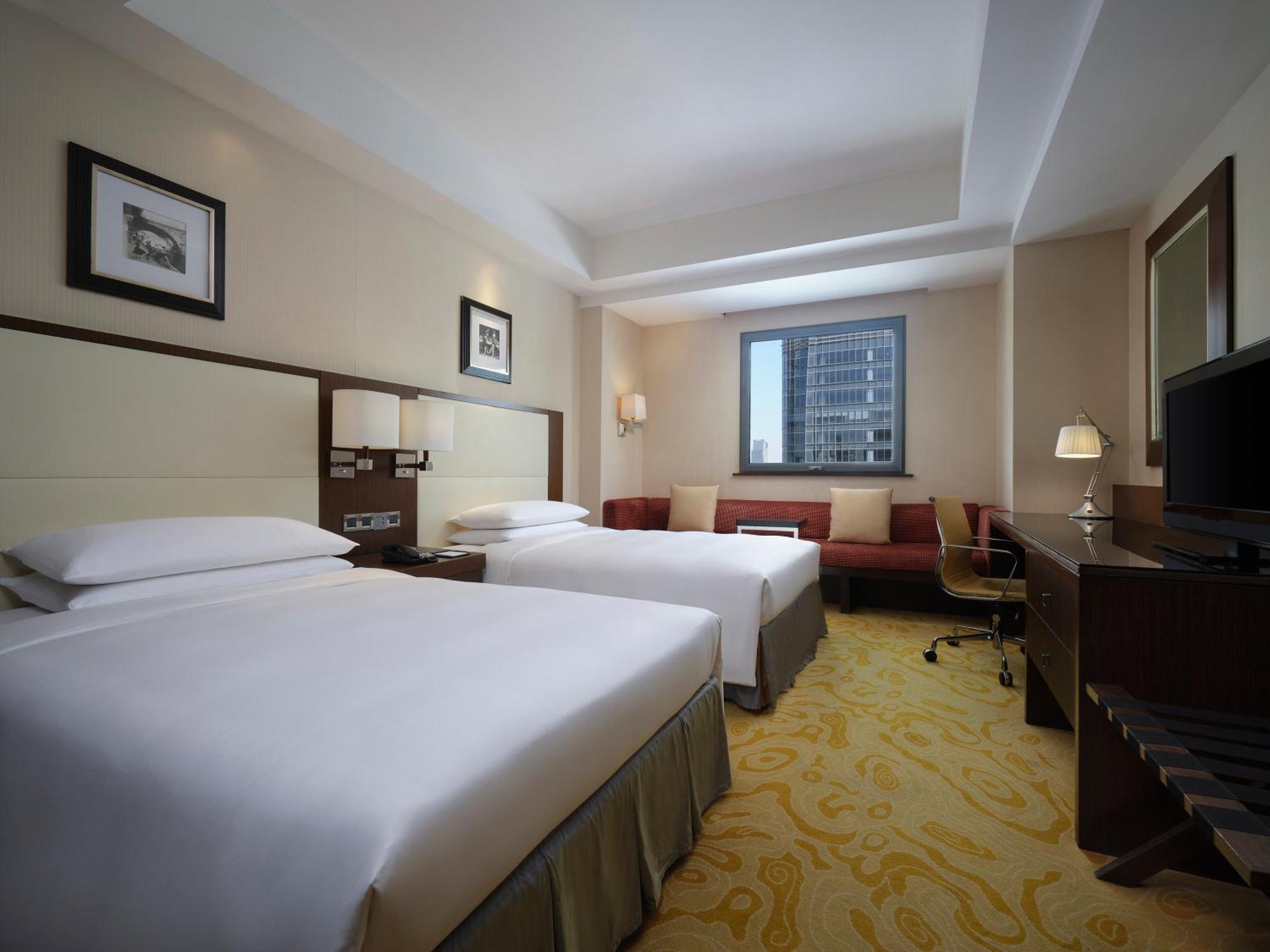 Courtyard By Marriott Shanghai Xujiahui Exterior photo