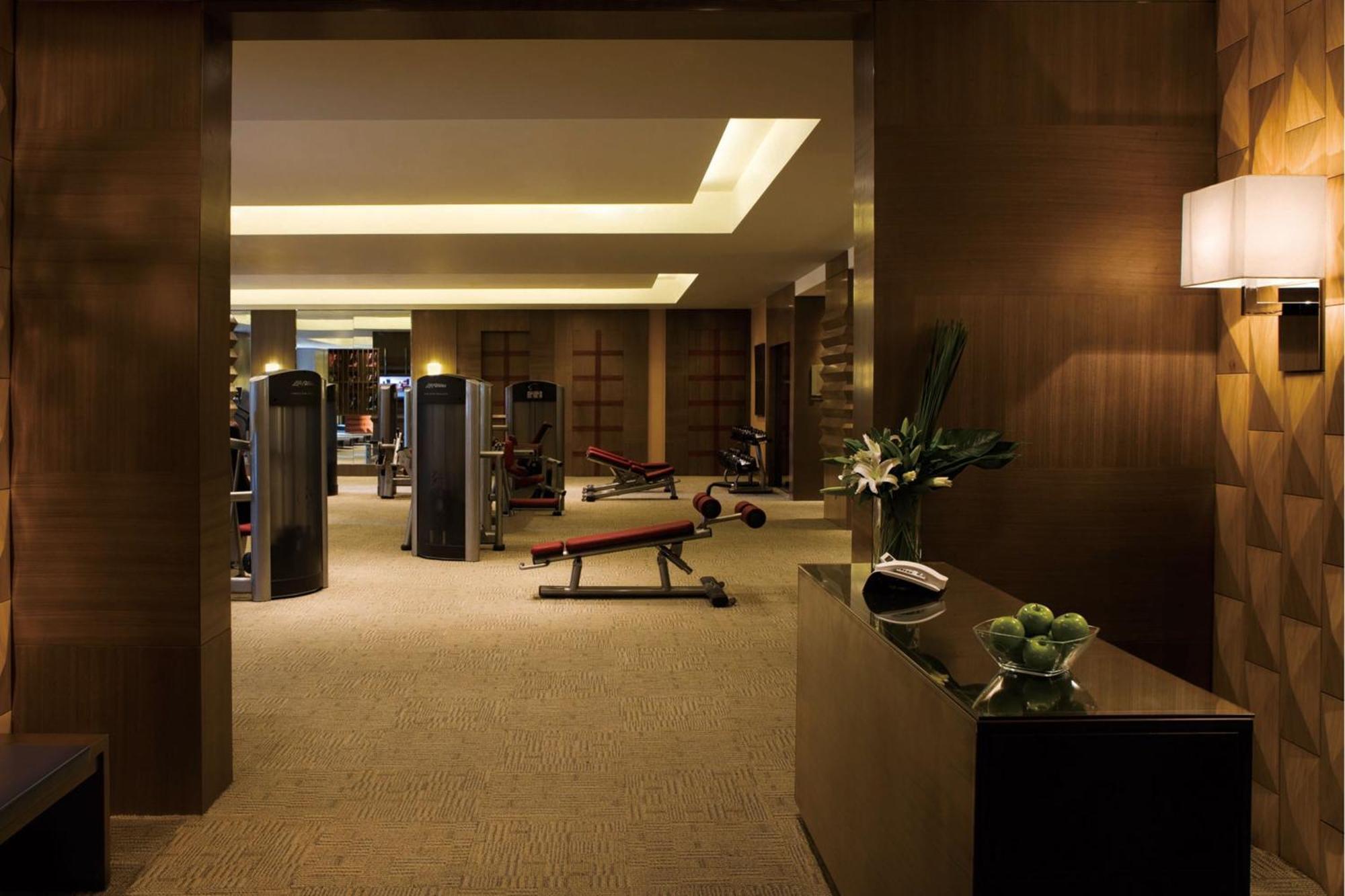 Courtyard By Marriott Shanghai Xujiahui Exterior photo
