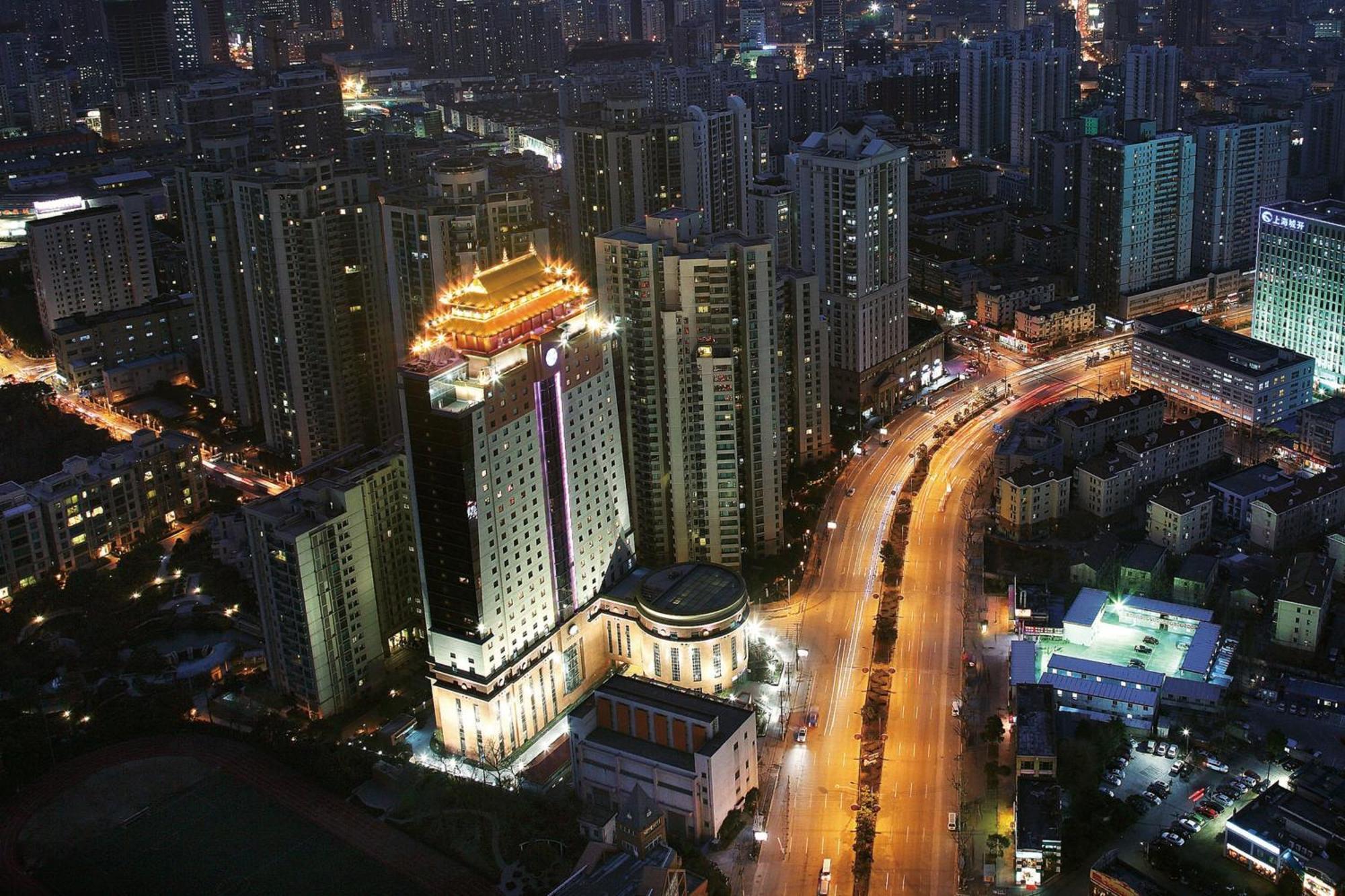 Courtyard By Marriott Shanghai Xujiahui Exterior photo